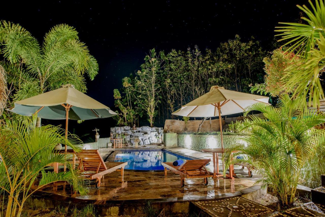 The Granyam Garden Cottage Batununggul Exterior foto