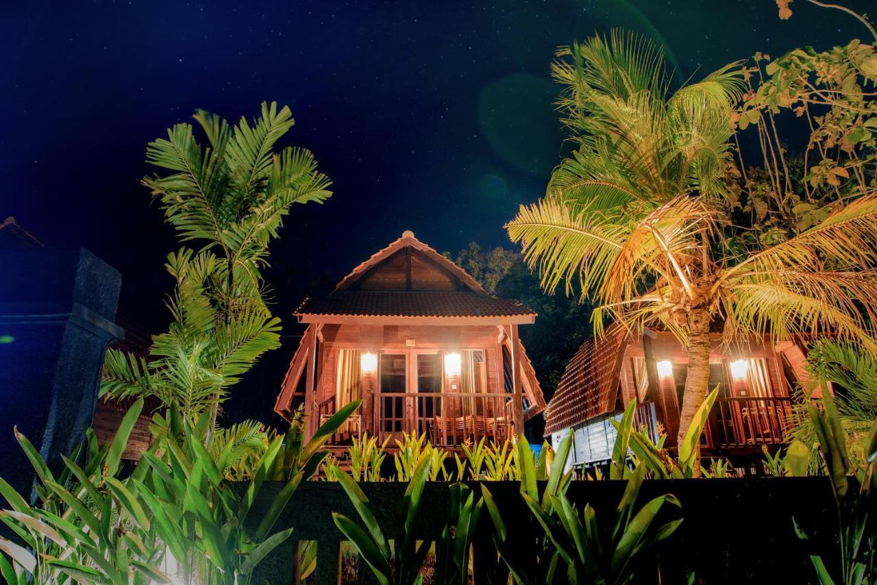 The Granyam Garden Cottage Batununggul Exterior foto